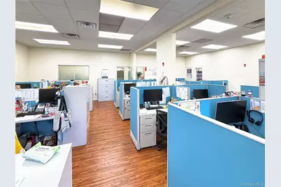 131-07 40th Road #E09, Flushing, NY 11354 - Photo 13