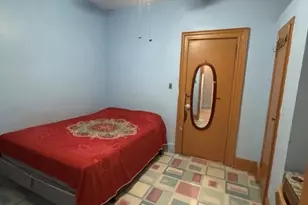 33 Sunnyside Ct, Brooklyn, NY 11207 - Photo 5