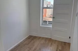 33 Sunnyside Ct, Brooklyn, NY 11207 - Photo 13