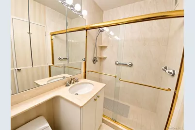 26910 Grand Central #26P, Floral Park, NY 11005 - Photo 13