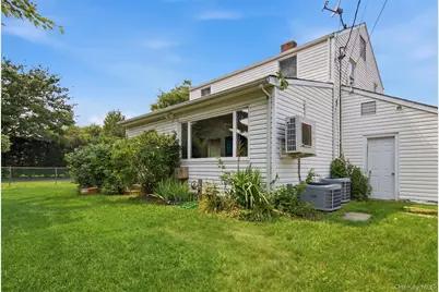 118 Magnolia, Westbury, NY 11590 - Photo 27