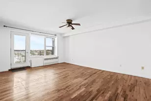 855 E Broadway, Long Beach, NY 11561 - Photo 5
