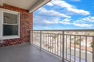855 E Broadway, Long Beach, NY 11561 - Photo 9