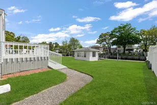 9 Marlin Rd, East Quogue, NY 11942 - Photo 5