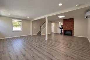 55 Acre Ln, Hicksville, NY 11801 - Photo 9