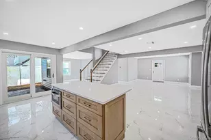 110 Bayberry Ln, Levittown, NY 11756 - Photo 11