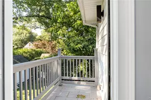 78 Poplar St, Garden City, NY 11530 - Photo 31