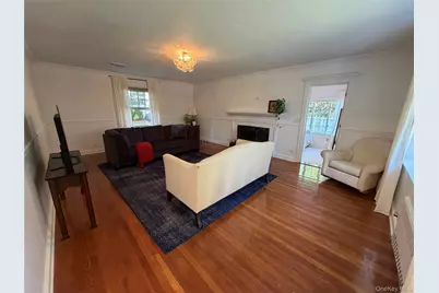 329 Grandview Boulevard, Yonkers, NY 10710 - Photo 5