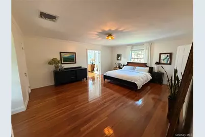 329 Grandview Boulevard, Yonkers, NY 10710 - Photo 17