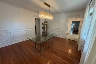 329 Grandview Blvd, Yonkers, NY 10710 - Photo 9