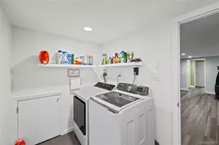 1103 Laux Pl, Bellmore, NY 11710 - Photo 27