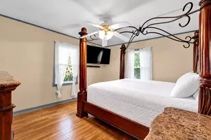 135 Sperry Blvd, New Hyde Park, NY 11040 - Photo 9