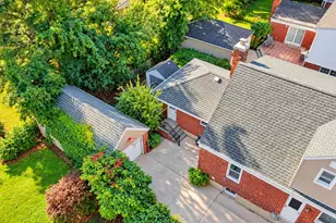 135 Sperry Blvd, New Hyde Park, NY 11040 - Photo 21
