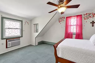 135 Sperry Blvd, New Hyde Park, NY 11040 - Photo 13
