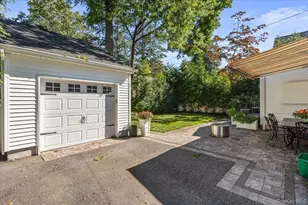39 Euston Rd, Garden City, NY 11530 - Photo 19