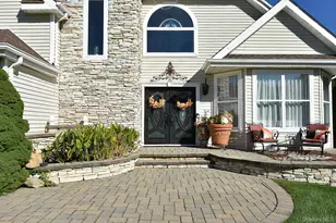 112 Summerfield Dr, Holtsville, NY 11742 - Photo 7