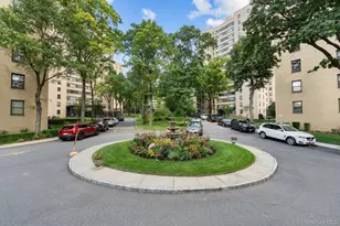 4 Fordham Hill Oval, Bronx, NY 10468 - Photo 15