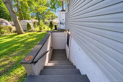 27 Ashwood Drive, Shirley, NY 11967 - Photo 35