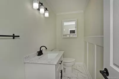 24 New Jersey Street, Dix Hills, NY 11746 - Photo 25
