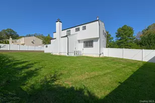 24 New Jersey St, Dix Hills, NY 11746 - Photo 47