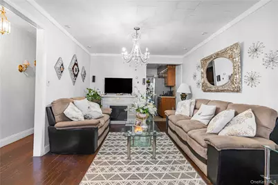 1110 E 213th Street, Bronx, NY 10469 - Photo 13