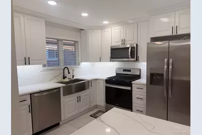 226-32 76th Avenue, Oakland Gardens, NY 11364 - Photo 5