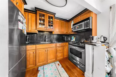 2322 30th Road #5A, Astoria, NY 11102 - Photo 5