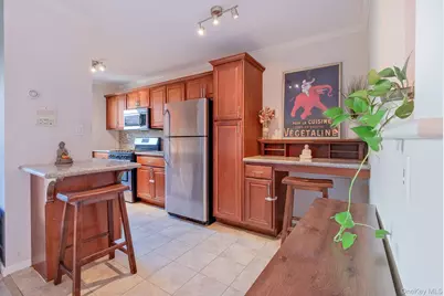 25 Stewart Place #418, Mount Kisco, NY 10549 - Photo 13
