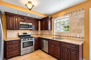 159-11 Powells Cove Blvd, Whitestone, NY 11357 - Photo 7