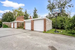 159-11 Powells Cove Blvd, Whitestone, NY 11357 - Photo 25