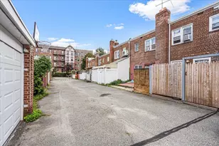 159-11 Powells Cove Blvd, Whitestone, NY 11357 - Photo 27
