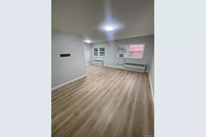 84-07 266th, Floral Park, NY 11001 - Photo 15