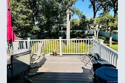 39 W Willow Street, Brentwood, NY 11717 - Photo 13
