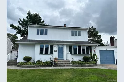 198 Dartmouth Drive, Hicksville, NY 11801 - Photo 1