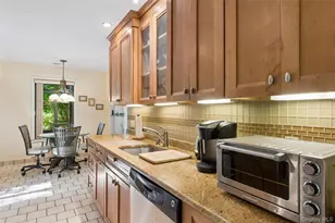 209 Martling Ave, Tarrytown, NY 10591 - Photo 9