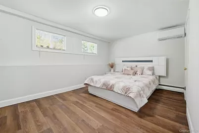 18 Park Drive E, Syosset, NY 11791 - Photo 19