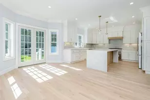 16 2nd Ave, Port Washington, NY 11050 - Photo 9