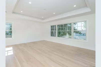 16 2nd Avenue, Port Washington, NY 11050 - Photo 31