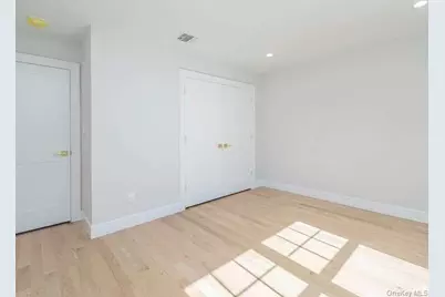 16 2nd Avenue, Port Washington, NY 11050 - Photo 21
