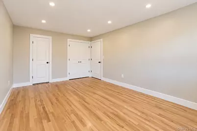 33 Area Place, New York, NY 10314 - Photo 13