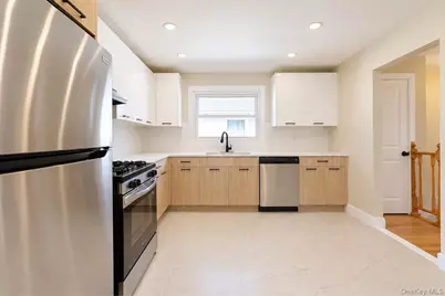 33 Area Place, New York, NY 10314 - Photo 9