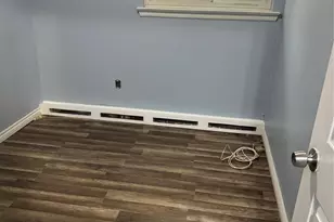 26 Jefferson Ave, Amityville, NY 11701 - Photo 9