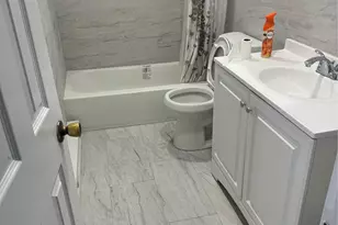 26 Jefferson Ave, Amityville, NY 11701 - Photo 5
