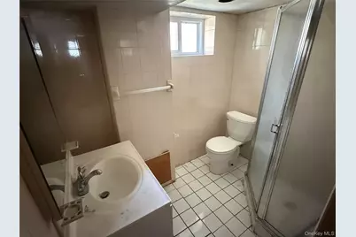 136 Henry Street, Valley Stream, NY 11580 - Photo 25