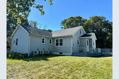 215 Mineola Avenue, Carle Place, NY 11514 - Photo 13