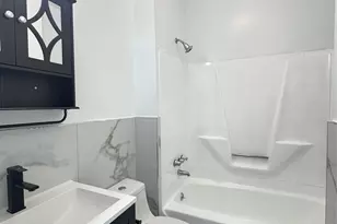 92-09 88th Ave, Woodhaven, NY 11421 - Photo 13