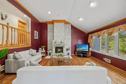 81 Avondale Road, Yonkers, NY 10710 - Photo 3
