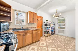 115-46 210th St, Cambria Heights, NY 11411 - Photo 7