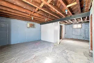 115-46 210th St, Cambria Heights, NY 11411 - Photo 13