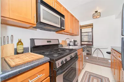 2962 Decatur Avenue #4D, Bronx, NY 10458 - Photo 13